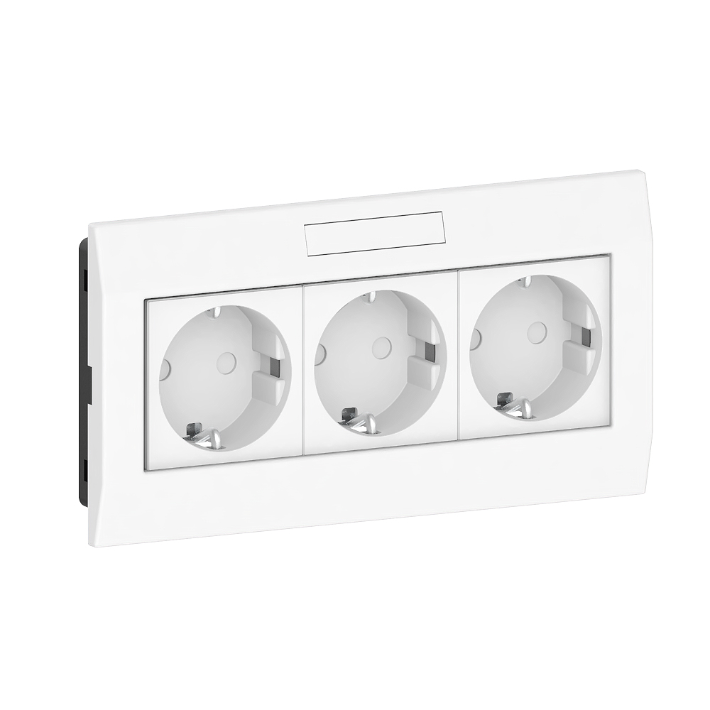 GGK KSE/M45-3 stopc., M45 adapter frame (3-v) in p-wit incl. 3x M45 Schuko stopc., schuin - VPE=1